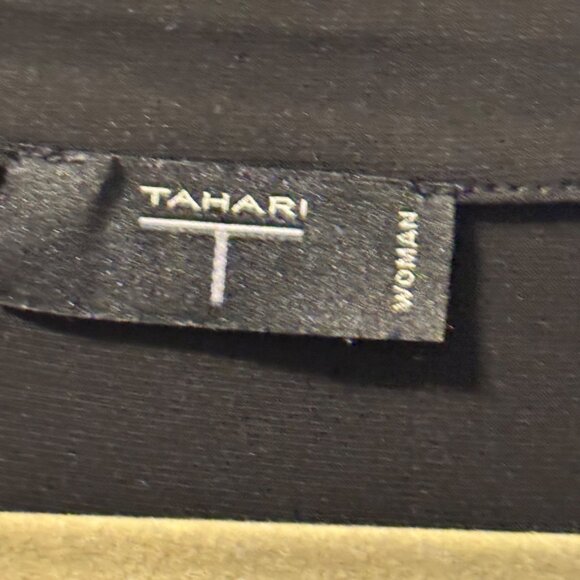 Tahari Woman Black 3/4 Sleeve Zip Front Top Sz 2X blouse - Picture 3 of 12